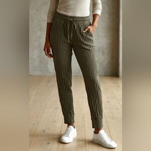 5 For $25✨️Sunday Best Aritzia Army Green Joggers Jogging Pants Womens Small